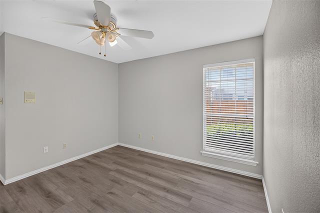 Building Photo - 1037 McCoy Dr