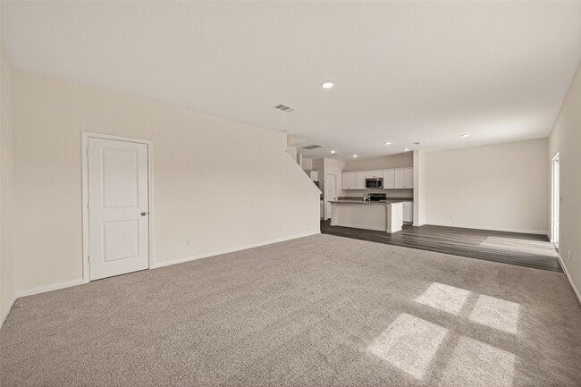 Building Photo - 31247 Williams Lndg St