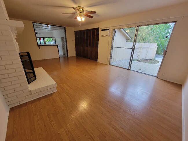 Building Photo - 13533 Leadwell St
