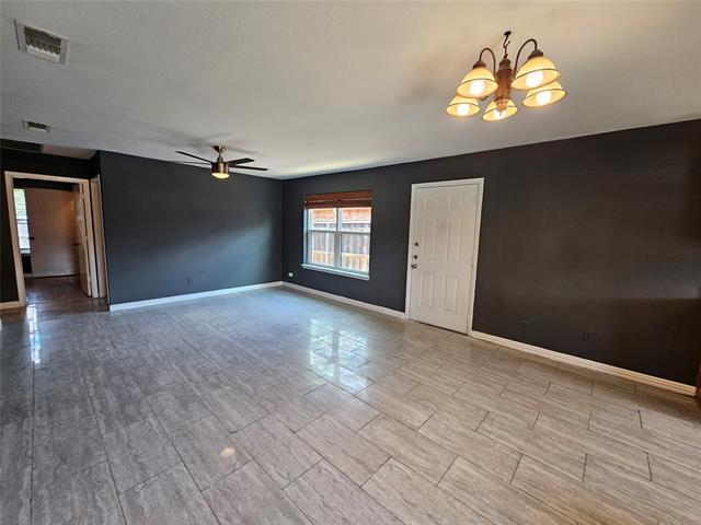 Building Photo - 1417 Paloma Dr