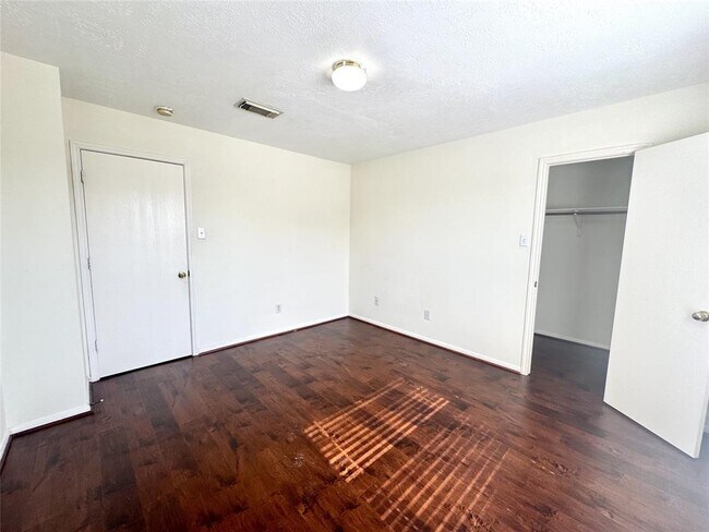 Building Photo - 4026 Owl Echo Ct