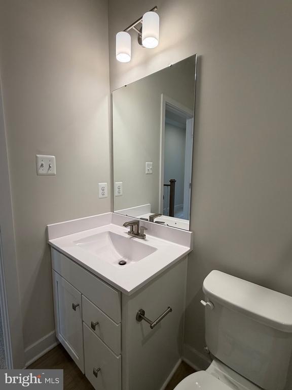 Building Photo - 9313 Klamath Ct