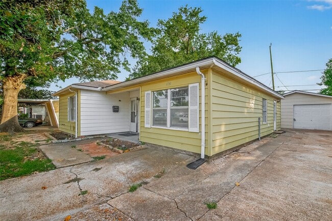 Building Photo - 6741 Feldspar St
