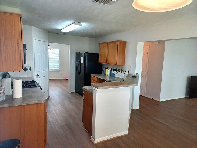 Building Photo - 13414 Beechglen Ln