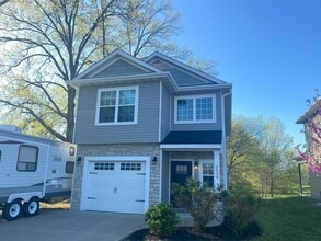 Building Photo - 3620 Southland Dr