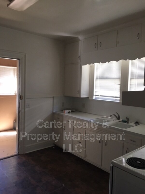 Building Photo - 3707 Whitland Ave