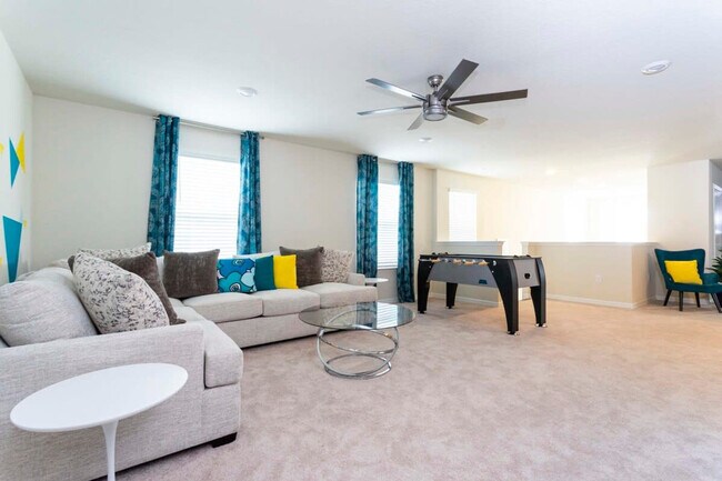 Building Photo - 3413 Lilac Wy