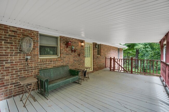 Building Photo - 314 Powder Mill Dr