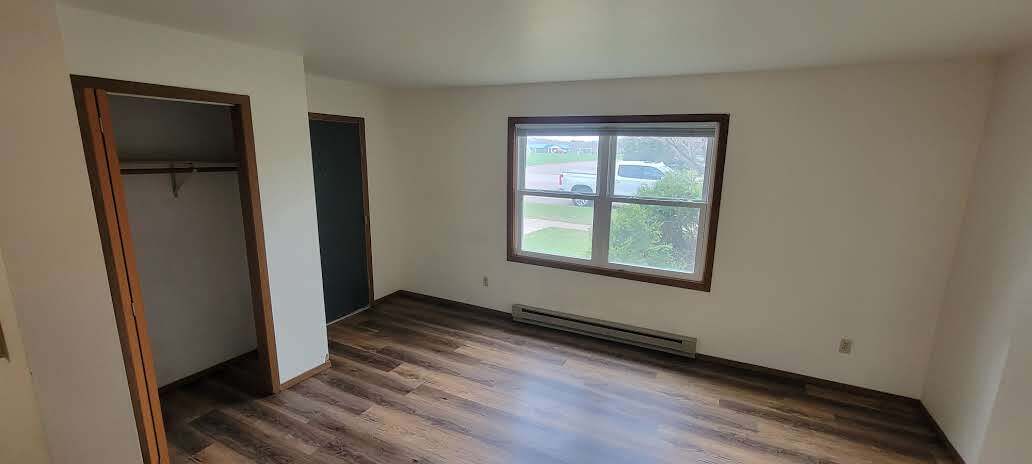 Building Photo - 1108 W Hamilton Ave