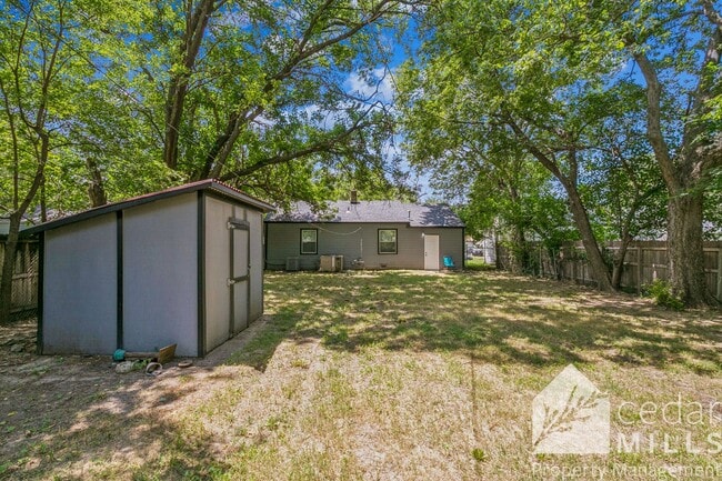 Building Photo - Affordable Home in South Wichita