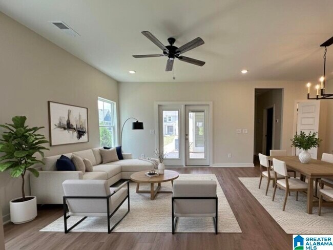 Building Photo - 1009 Grand River Blvd W