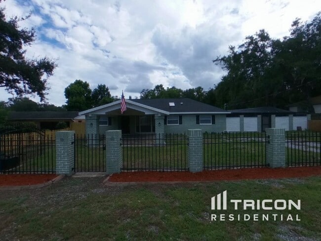 Building Photo - 1617 Alder Way