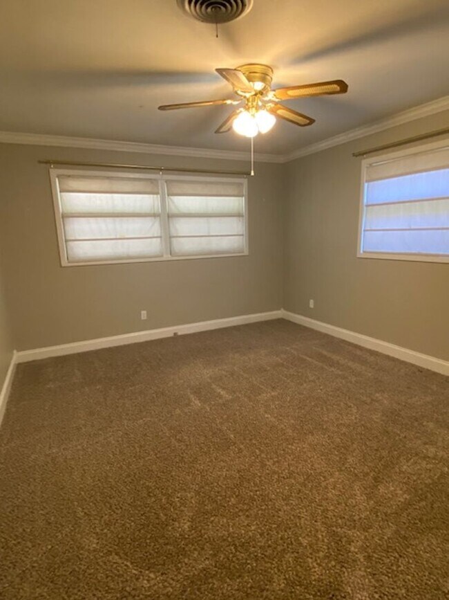 Building Photo - 5231 16th St