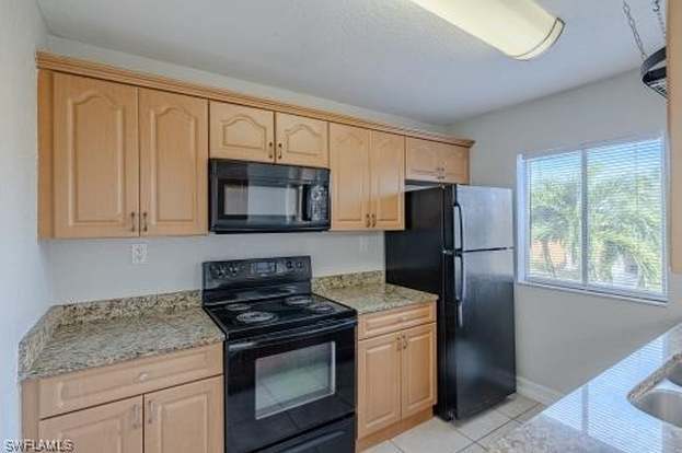 Building Photo - 12650 Kenwood Ln