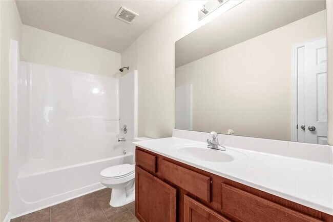 Building Photo - 4242 Winslow Hill Ct