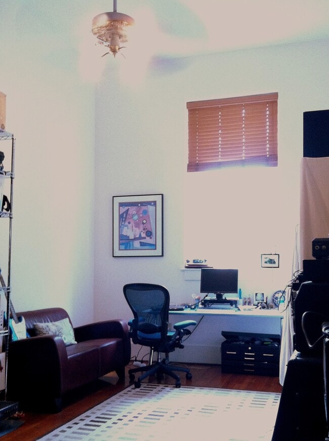 Building Photo - 7728 Zimpel St