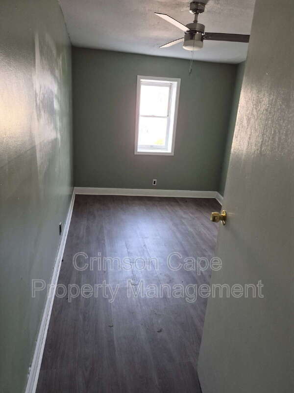 Building Photo - 177 E Main St