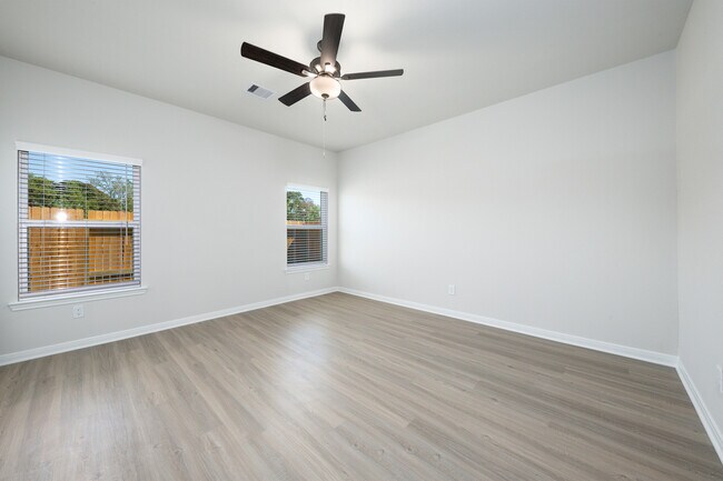 Building Photo - 15542 Caramel Spgs Dr