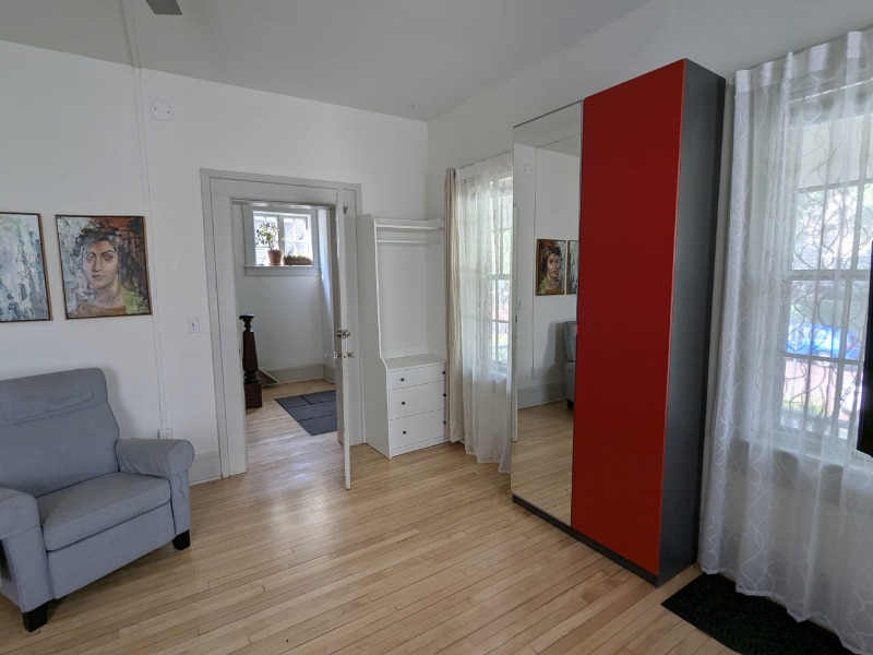 Building Photo - 506 N State St