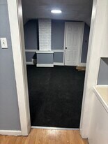 Building Photo - 721 Sumner St