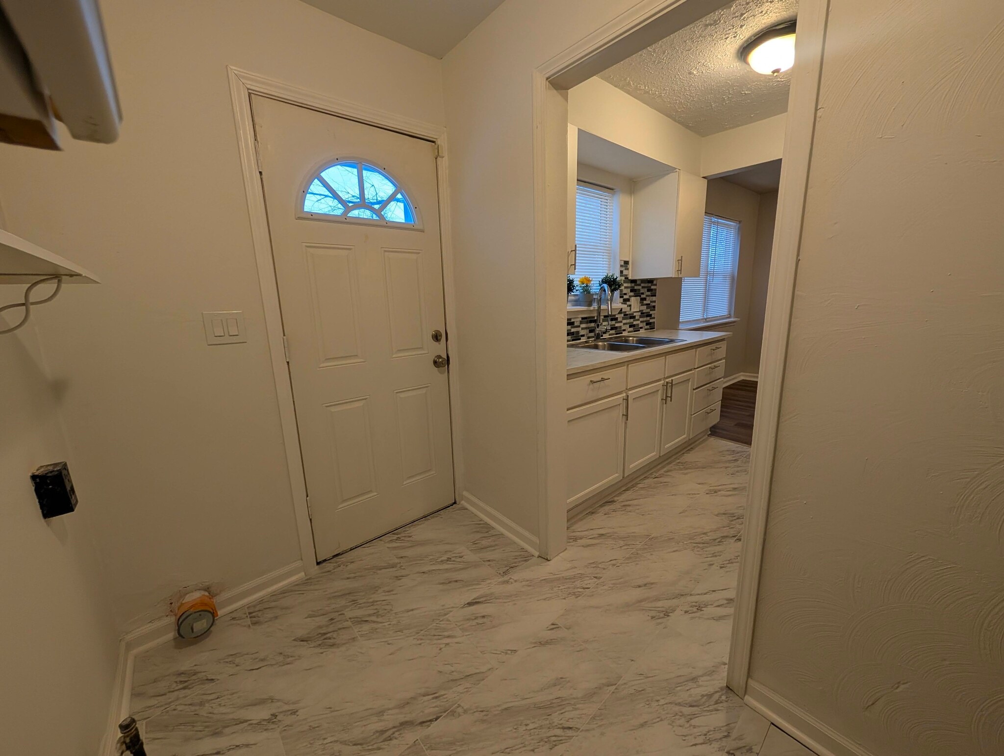 Building Photo - 799 Gates Ave