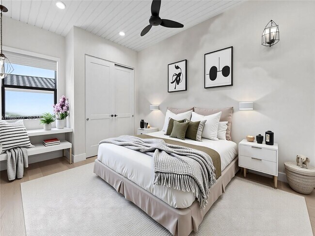 Building Photo - 8222 NW 51st Terrace