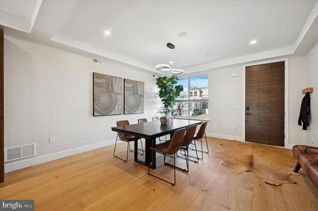 Building Photo - 331 Fountain St