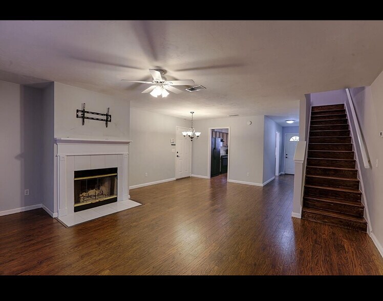 Building Photo - 2346 Emerald Ridge Loop
