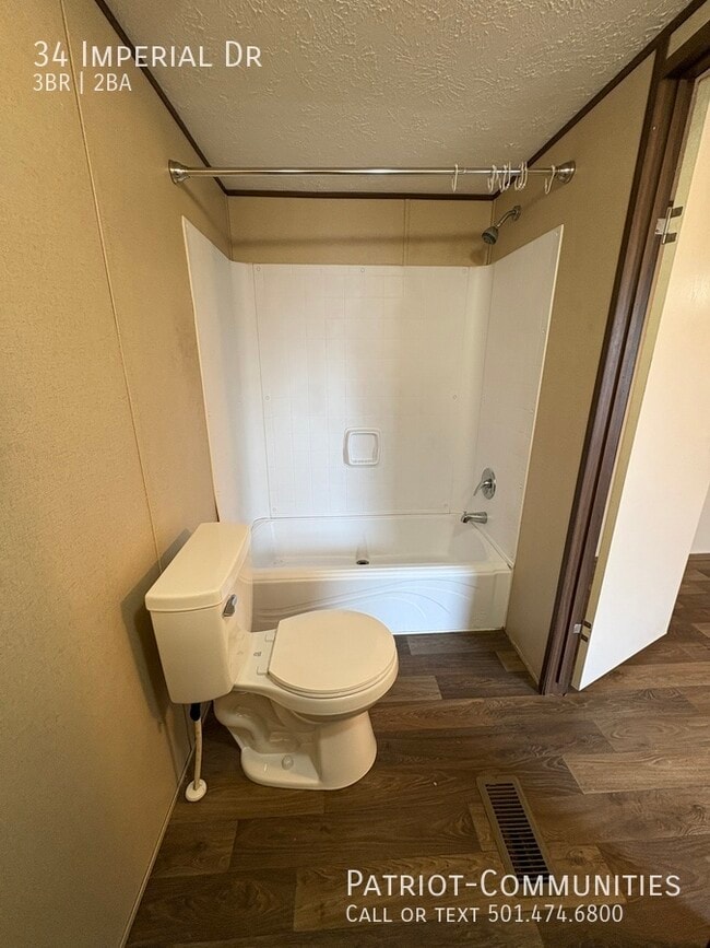 Building Photo - 34 Imperial Dr