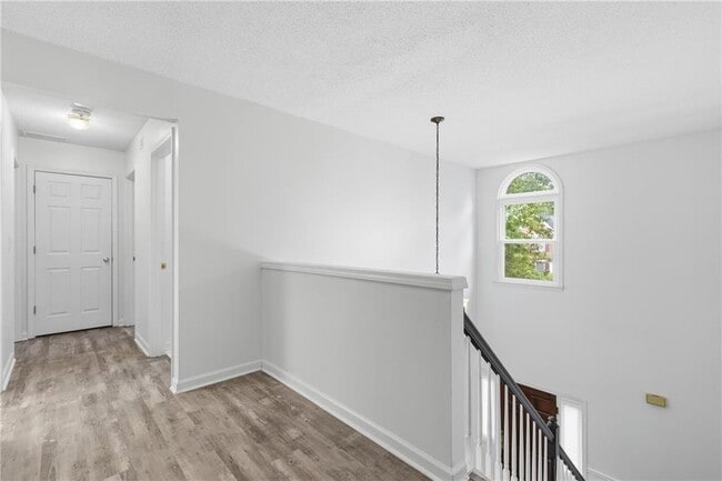 Building Photo - 6430 Barwick Ln