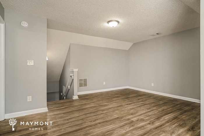 Building Photo - 800 Tramore Dr