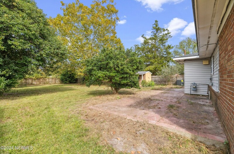 Building Photo - 2703 Robeson St