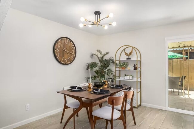 Building Photo - Heart of Old Town Scottsdale 2 bedroom 2.5 bathroom!