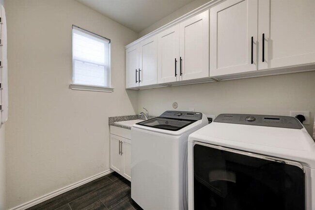 Building Photo - 3415 Ovids Orchard Dr