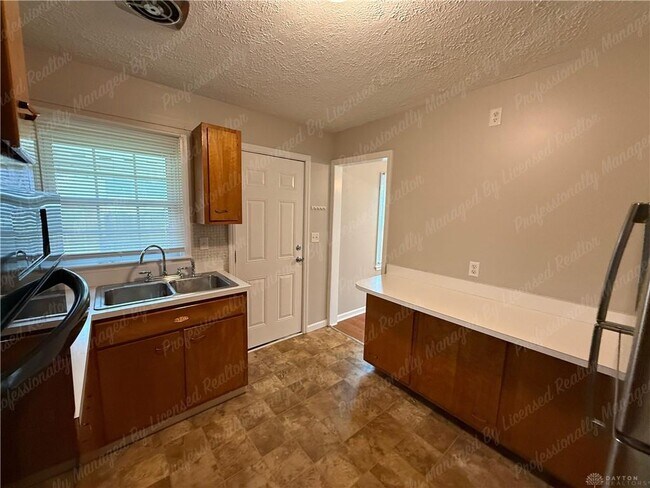 Building Photo - 4001 Ellery Ave