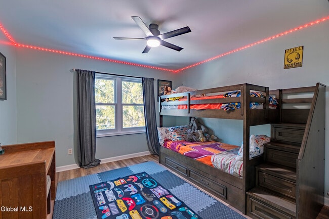 Building Photo - 2 Horizon Dr