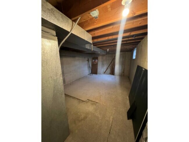 Building Photo - 9941 W Layton Ave