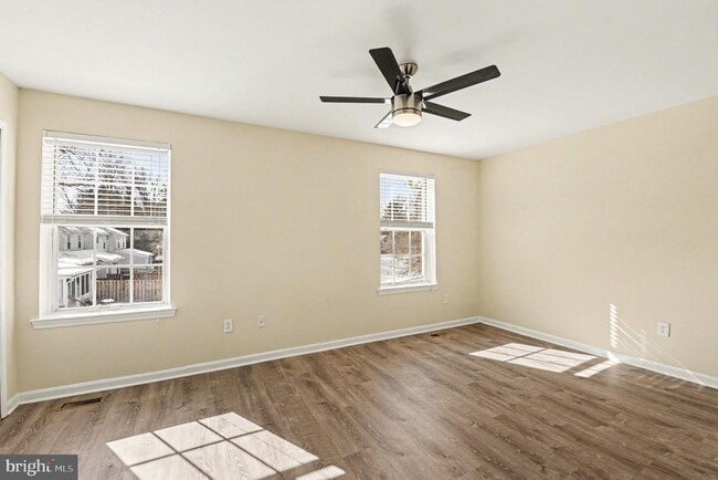 Building Photo - 718 Orley Pl