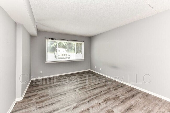 Building Photo - 11831 Shire Ct