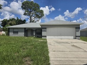 Building Photo - 12367 Linden Dr