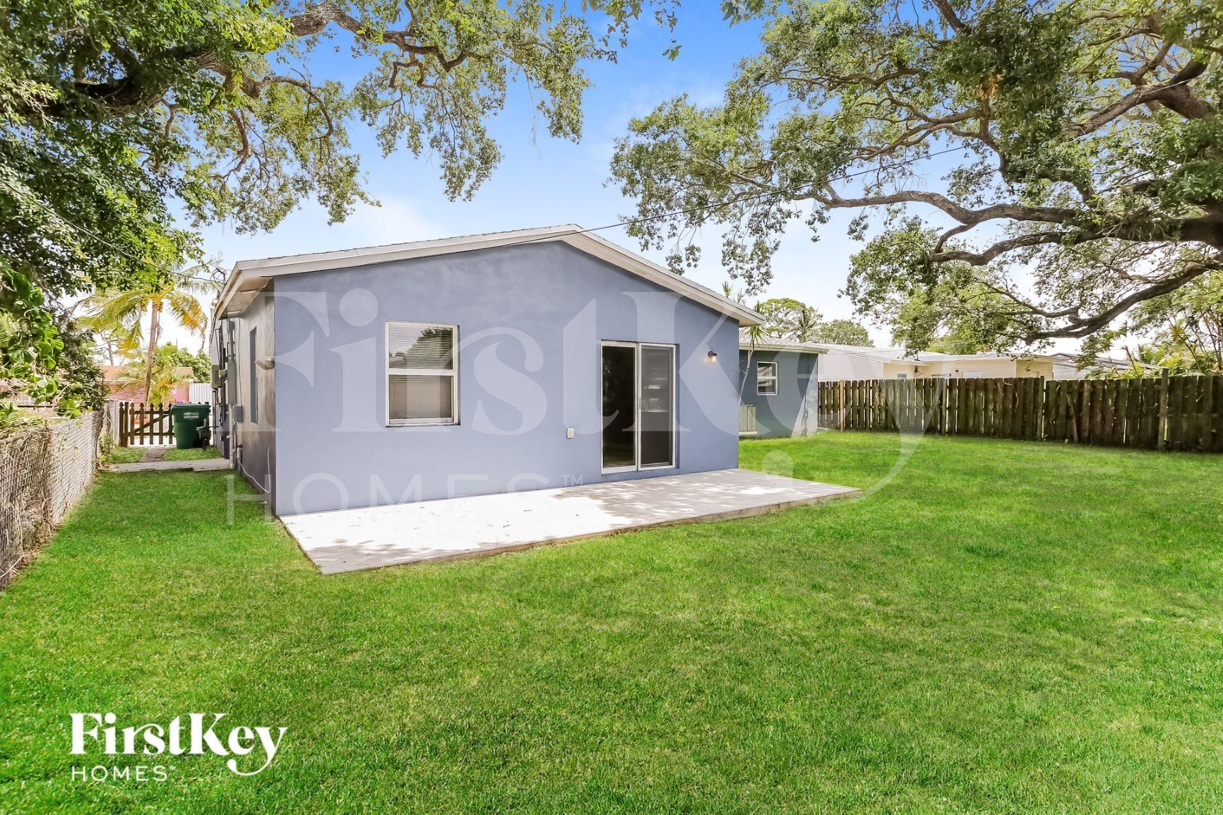 Building Photo - 4310 SW 24th St