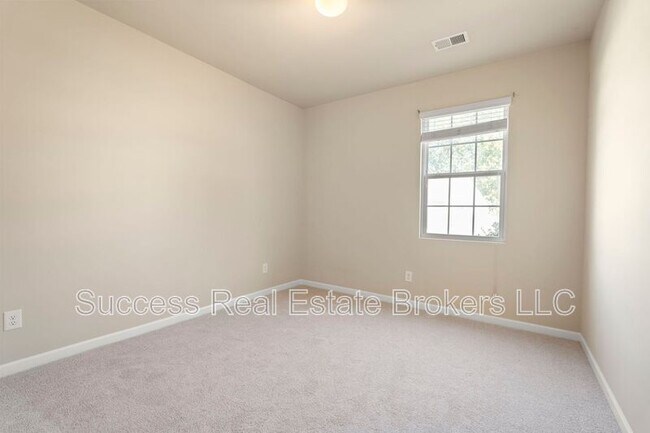 Building Photo - 87 Possum Creek Ln