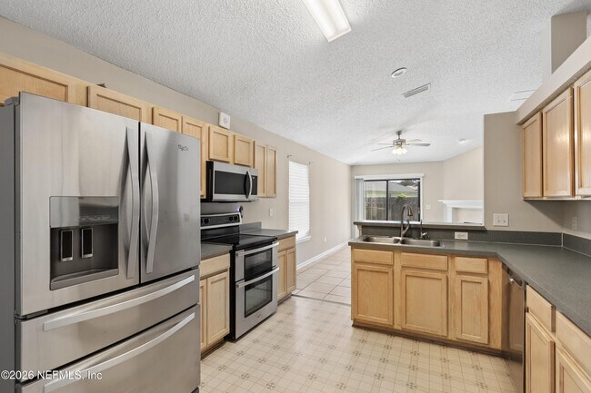 Building Photo - 3422 Brahma Bull Ct