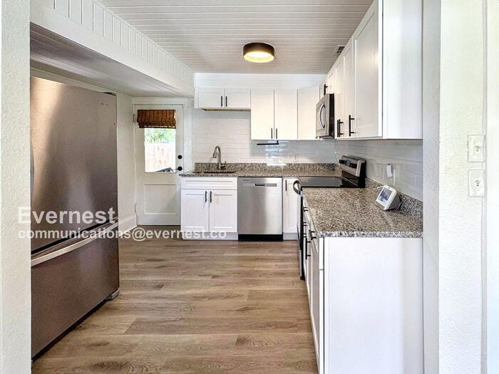 Building Photo - 2004 E Ellicott St