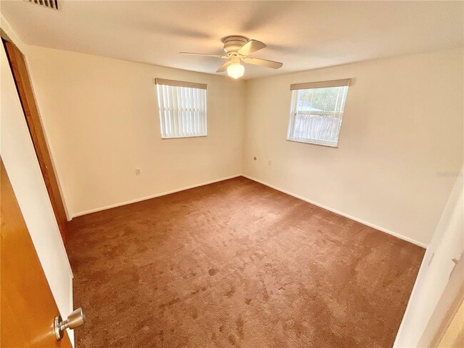 Building Photo - 4810 Flora Ave