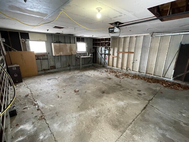 Building Photo - 120 Cotter Rd