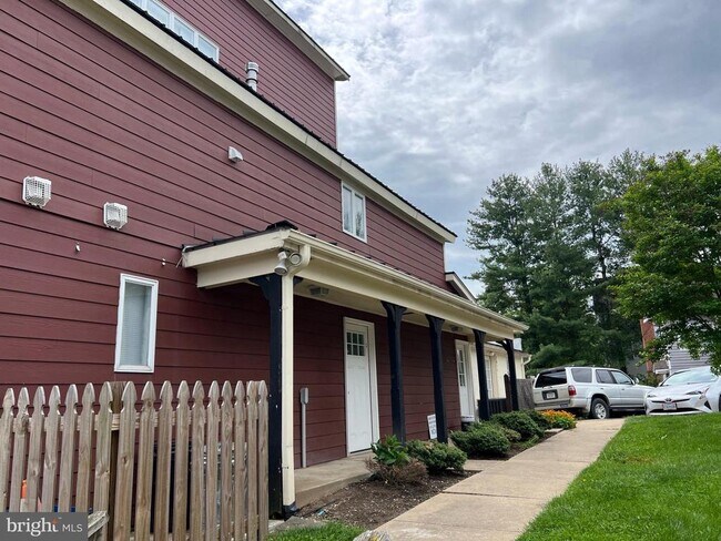 Building Photo - 201 N 23rd St