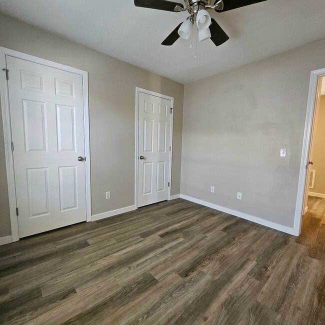 Building Photo - 2505 SW Choctaw St