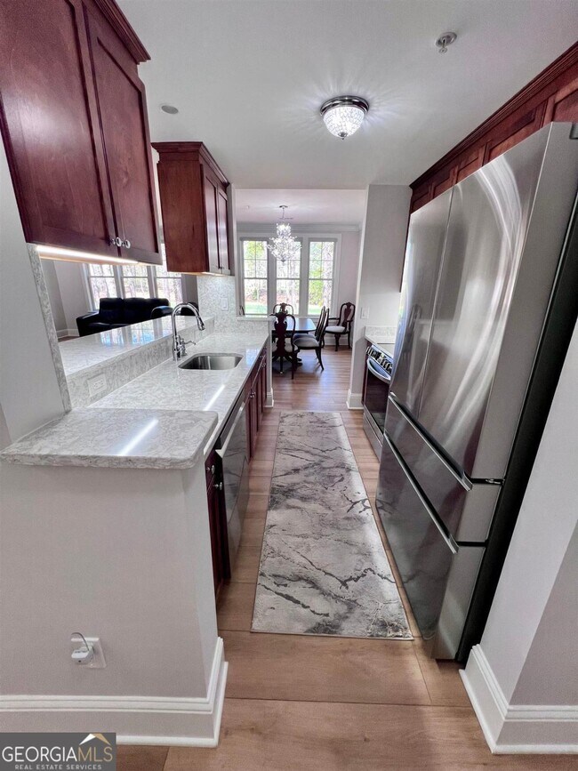 Building Photo - 1040 Creekside