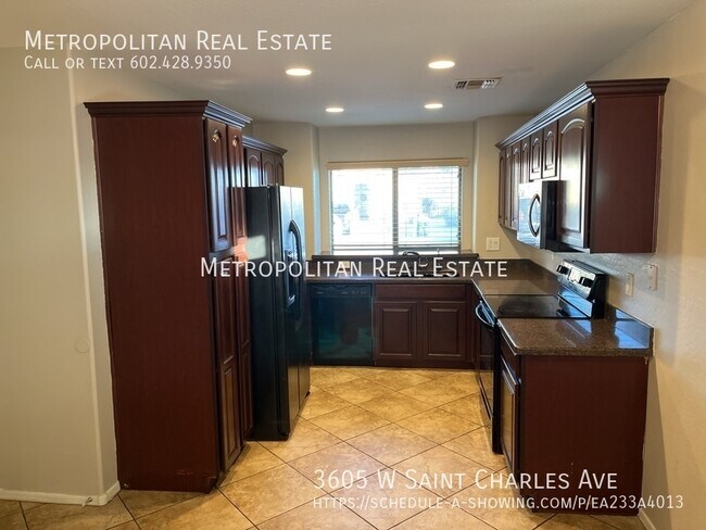 Building Photo - 3605 W St Charles Ave